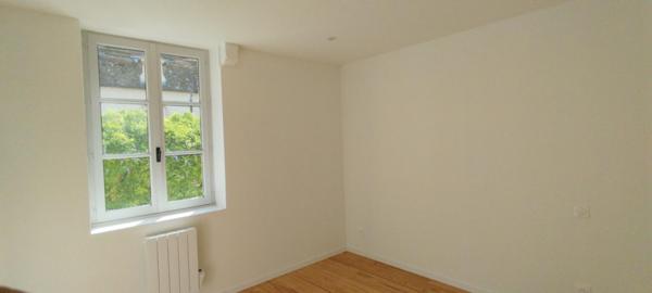 21200 BEAUNE - Appartement en Duplex 3 pièces, 2 chambres 65.12 m2 - Hypercentre - + Grenier + cave