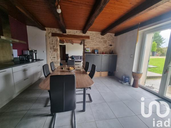 Maison à vendre 4 pièces 97 m² Charroux