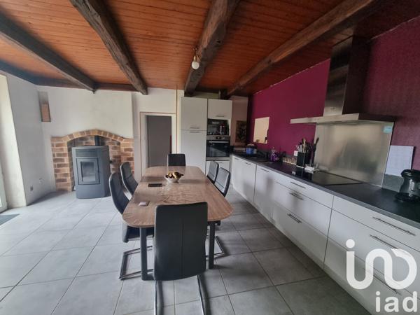 Maison à vendre 4 pièces 97 m² Charroux