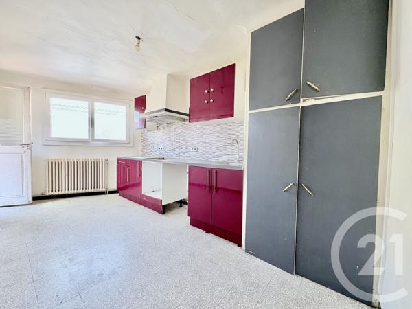 Maison à vendre  5 pièces - 124 m2 ST MITRE LES REMPARTS - 13