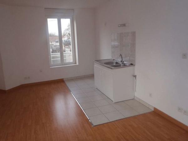 Location Appartement 2 pièces 40.4 m² - 1 RUE DE SAINT BRICE Pontfaverger Moronvilliers 51490