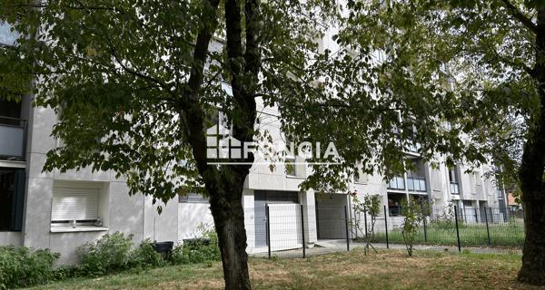 Location Appartement 2 pièces 47 m² - Neuville-sur-saône 69250