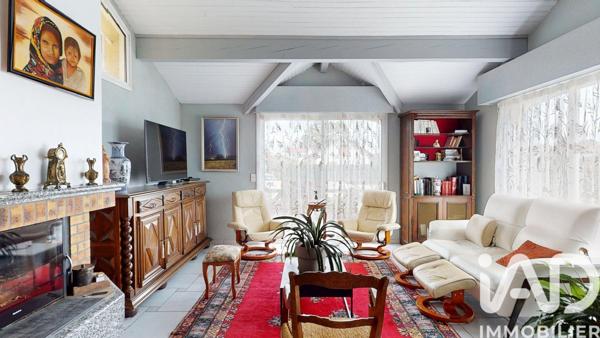 Maison à vendre 7 pièces 205 m² Saint-Vincent-de-Tyrosse