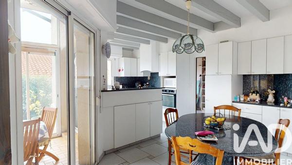 Maison à vendre 7 pièces 205 m² Saint-Vincent-de-Tyrosse