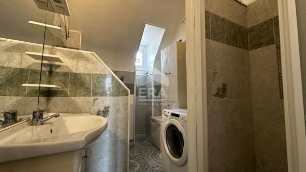 Appartement de 3 pièces à louer meublé situé en centre ville de Compiègne