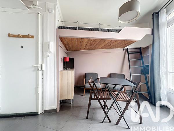 Location appartement 1 pièce 19 m² Courbevoie