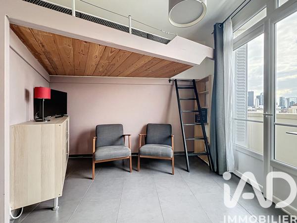 Location appartement 1 pièce 19 m² Courbevoie