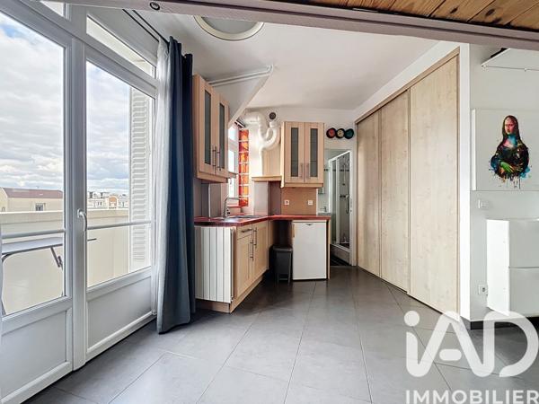 Location appartement 1 pièce 19 m² Courbevoie