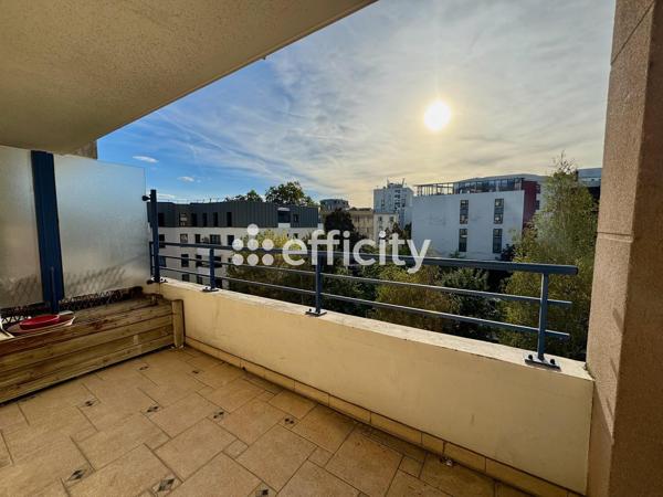 Appartement
         3 pièces
        - 89 m² Exclusivité 665 000 € *