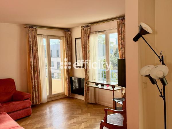 Appartement
         3 pièces
        - 89 m² Exclusivité 665 000 € *