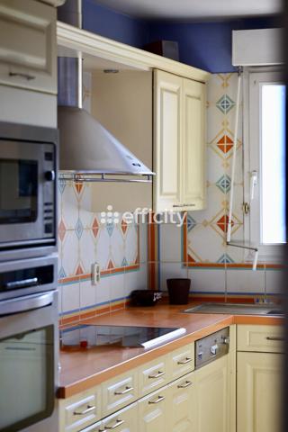 Appartement
         3 pièces
        - 89 m² Exclusivité 665 000 € *