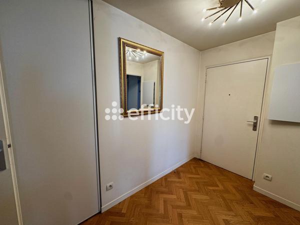 Appartement
         3 pièces
        - 89 m² Exclusivité 665 000 € *