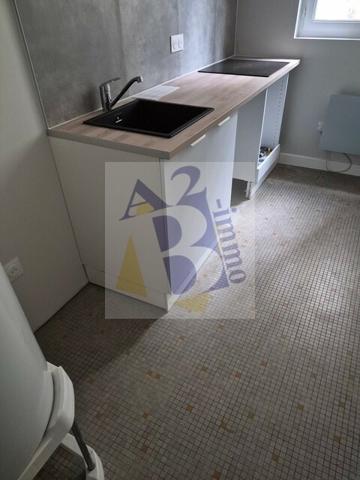 Vente appartement Angouleme (16000), 42.00m² avec 2 pièce(s) dont 1 chambre(s). Agence Allard Brimeaud