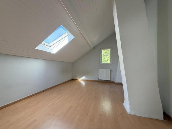 Maison
         9 pièces
        - 160 m² Exclusivité 319 000 € *