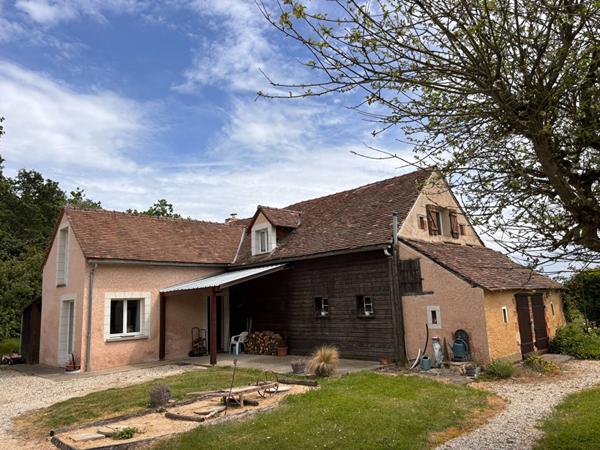 MAISON D'EXCEPTION EN PLEINE CAMPAGNE
