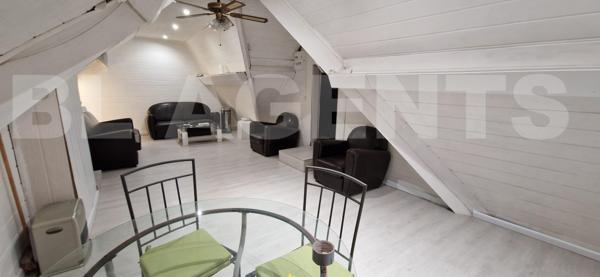 Superbe pavillon de 10 pièces, en parfait état, sur un magnifique terrain clos et arboré de 3 400 m²