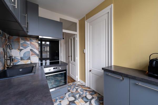 Charmant appartement ancien rénové – Centre-ville