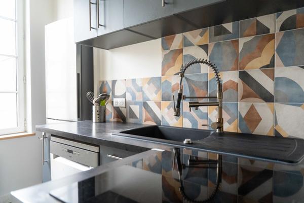 Charmant appartement ancien rénové – Centre-ville