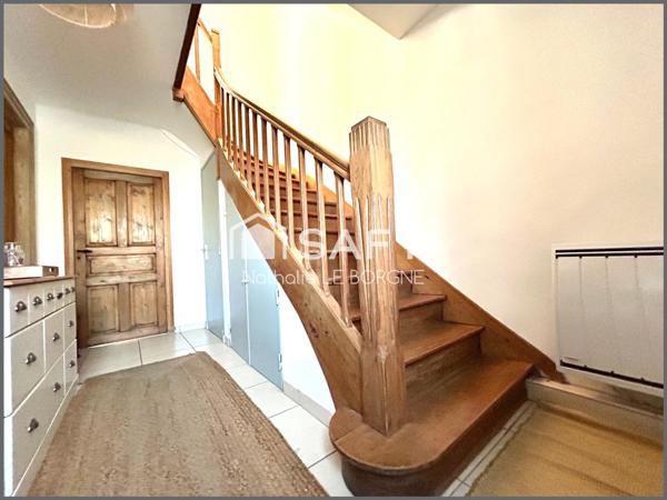 Maison de ville avec jardin et grand garage