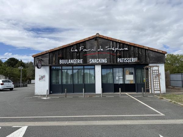 Vente immobilière : Local et fonds de commerce à Gémozac    215 000 €- L'AGENCE DE L'IMMOBILIER.