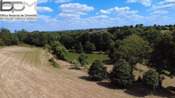 Maison à vendre à Chemillé-en-Anjou dans le Maine-et-Loire (49120), ref : 49062/767