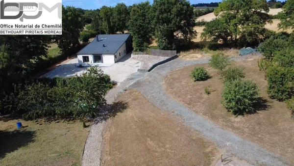 Maison à vendre à Chemillé-en-Anjou dans le Maine-et-Loire (49120), ref : 49062/767