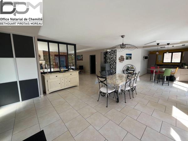 Maison à vendre à Chemillé-en-Anjou dans le Maine-et-Loire (49120), ref : 49062/767