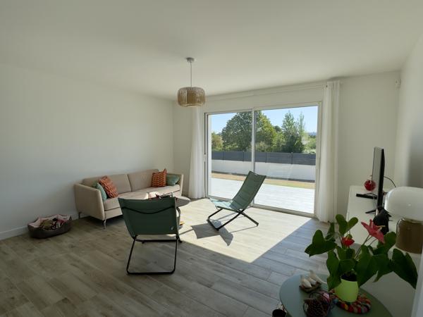 Maison 4 pièce(s) 3 chambre(s) 97 m²