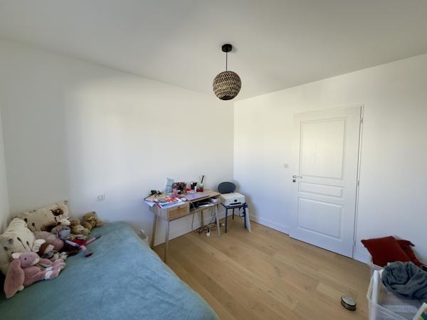 Maison 4 pièce(s) 3 chambre(s) 97 m²