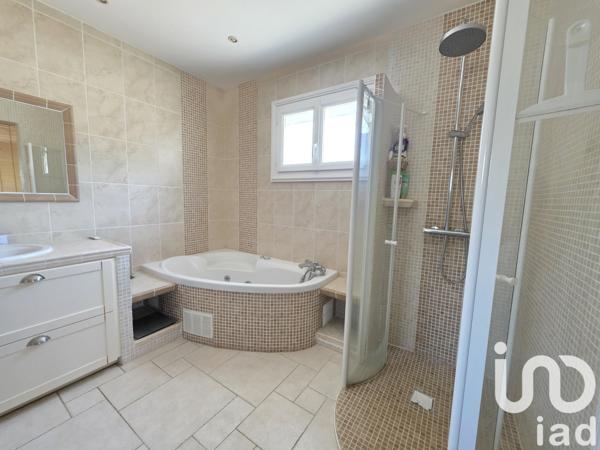 Maison à vendre 8 pièces 215 m² La Tremblade