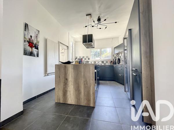 Maison à vendre 11 pièces 282,69 m² Châlons-en-Champagne