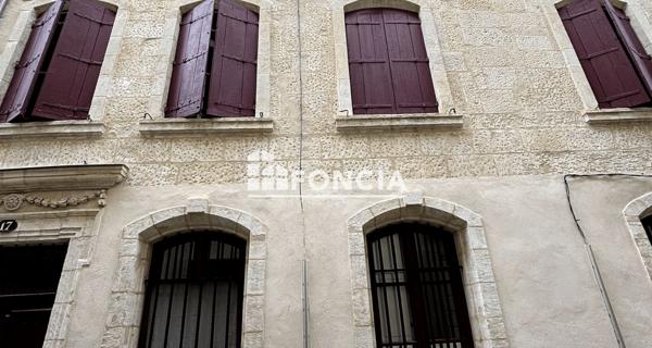 À vendre Studio 32.78 m² - Nîmes 30000
