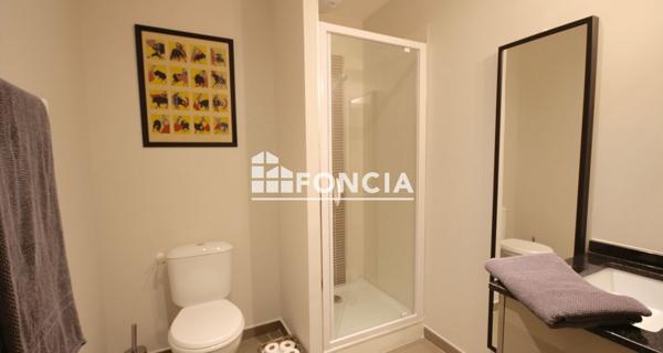 À vendre Studio 32.78 m² - Nîmes 30000