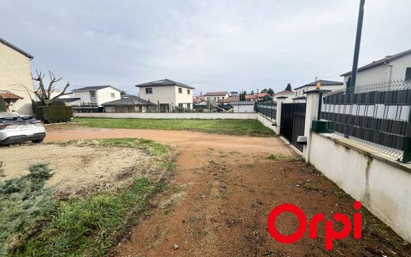 Terrain à vendre    Irigny