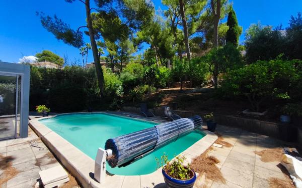 Maison à vendre    5 pièces • 81 m2 Sanary-sur-Mer