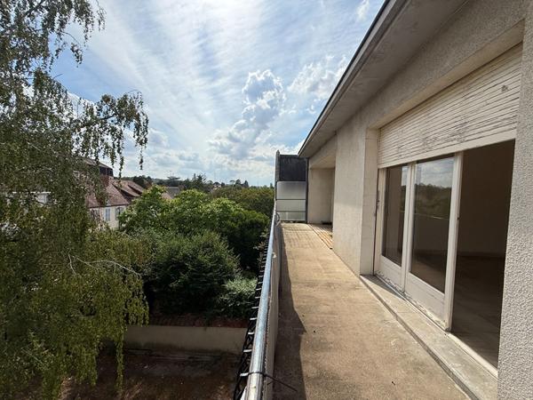 Immeuble 8 pièces 260 m2