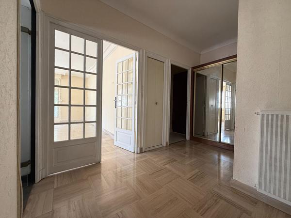 Immeuble 8 pièces 260 m2