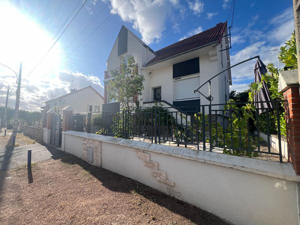 Maison 6 pièces 156.17 m2