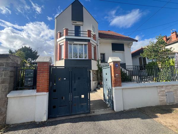 Maison 6 pièces 156.17 m2