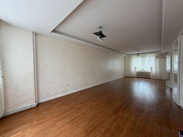 Maison 6 pièces 156.17 m2