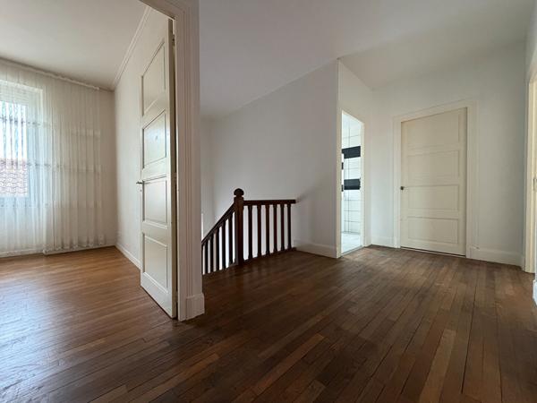 Maison 6 pièces 156.17 m2