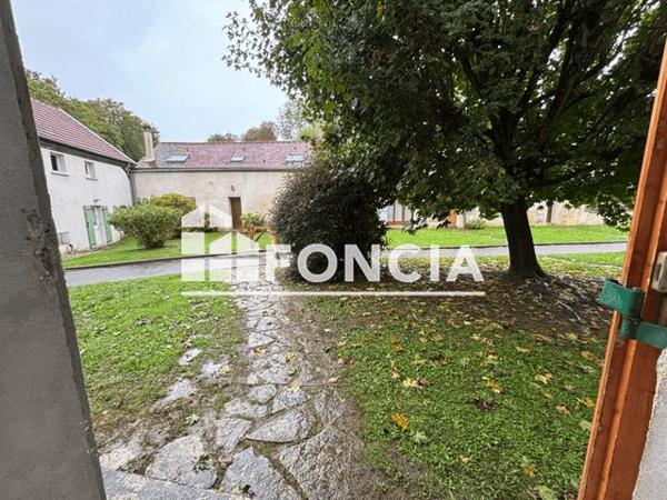 Location Studio 22.87 m² - FERME DE LA MESANGERIE Maule 78580