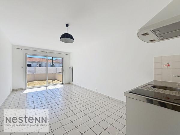 Appartement 2 pièces à vendre à Challans - Rez-de-chaussée avec terrasse et garage