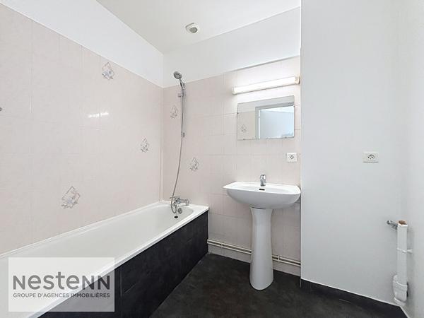 Appartement 2 pièces à vendre à Challans - Rez-de-chaussée avec terrasse et garage