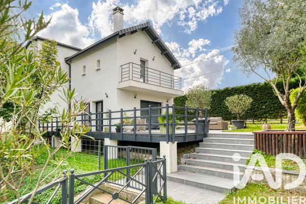 Maison à vendre 6 pièces 160 m² Vaux-sur-Seine