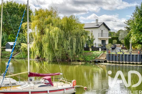 Maison à vendre 6 pièces 160 m² Vaux-sur-Seine