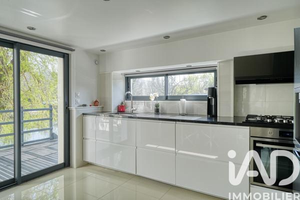 Maison à vendre 6 pièces 160 m² Vaux-sur-Seine