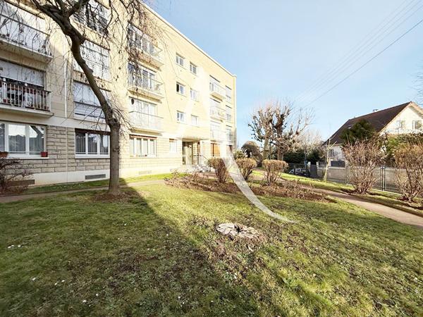 Appartement Chatou 4 pièces 80 m² 15 mns gare RER A à pieds
