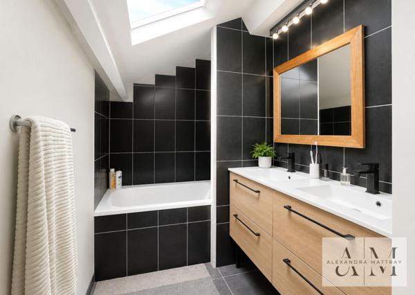 Maison pierre 127 m2 3 chambres + un bureau avec piscine - Parc Bordelais