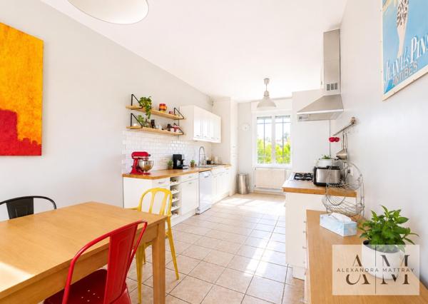 Maison pierre 127 m2 3 chambres + un bureau avec piscine - Parc Bordelais